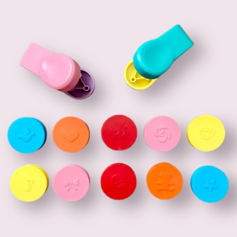 2 Portable Plastic Hand Held Embossing Seal Stamp with 10 Patterns